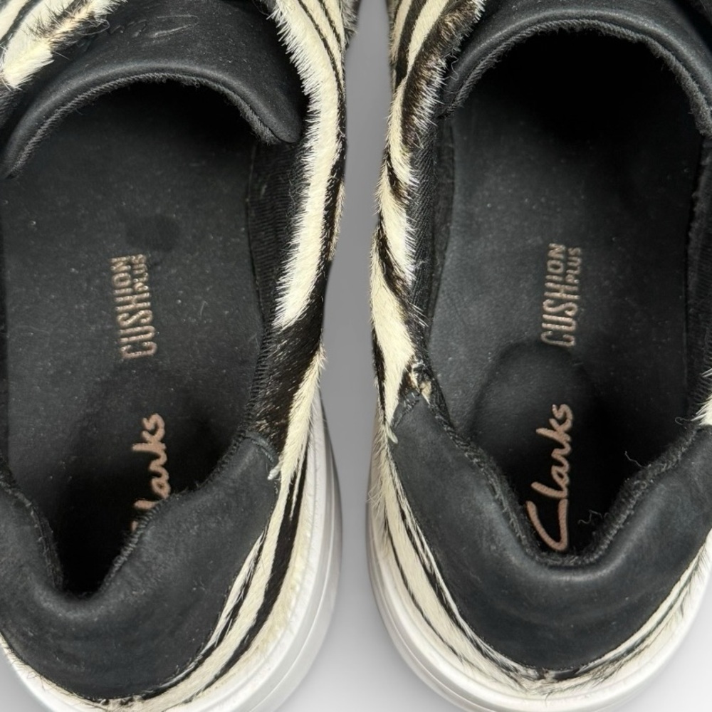 Clarks Black and White Zebra Pattern Sneakers women’s size 6.5 - Picture 4 of 6